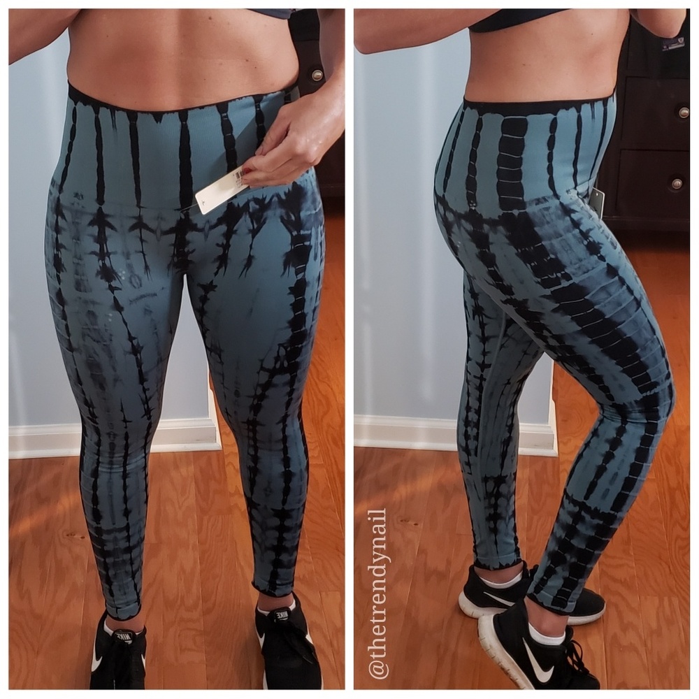 💥NWT! High Waist Tie Dye Compression Leggings - Picture 4 of 5